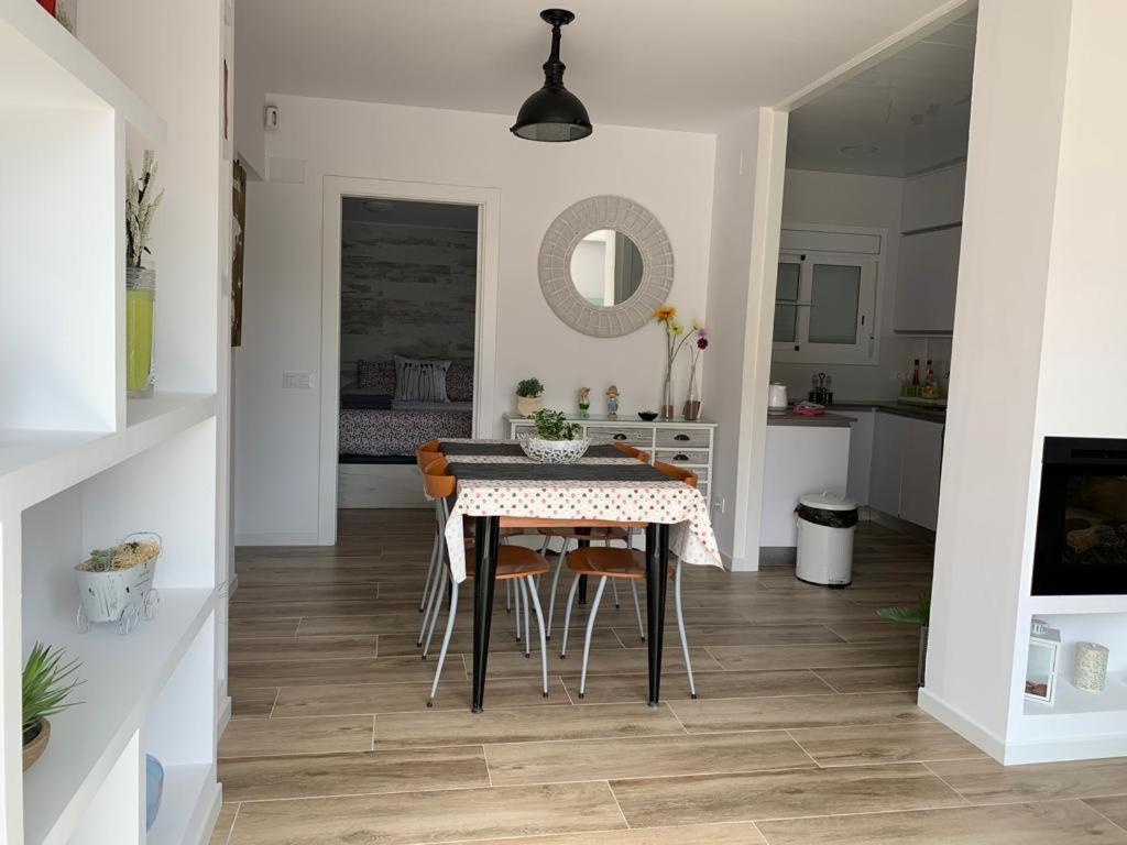 Lovely House Near The Beach Calafell Buitenkant foto
